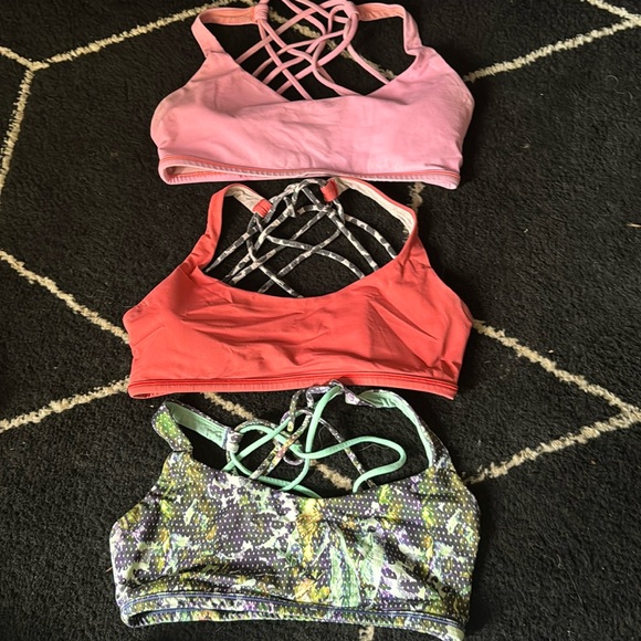lululemon athletica Other - Lululemon Free to be Wild size 8